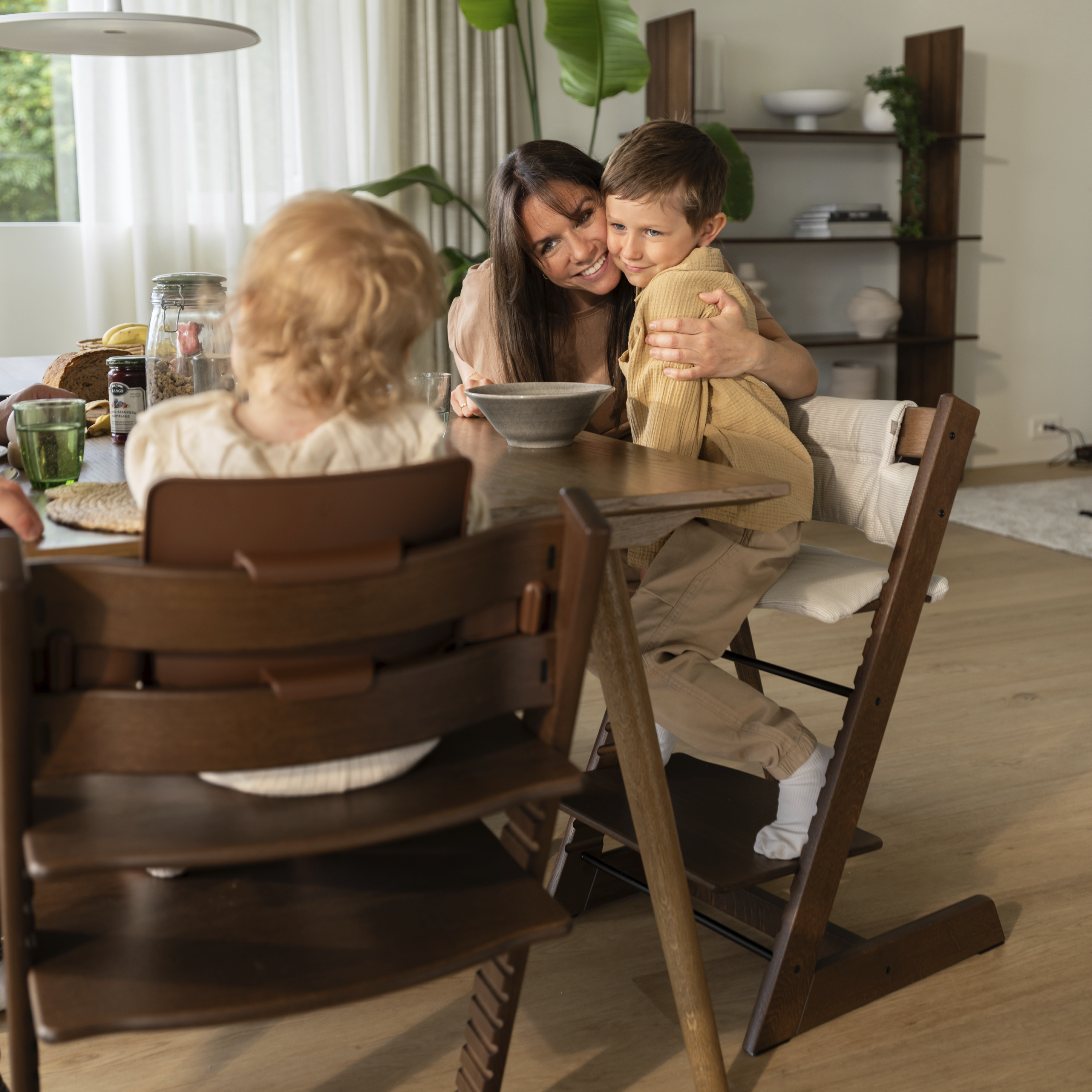Silla Tripp Trapp® - Roble, Roble Marrón Cálido, mainview galería de imágenes 7